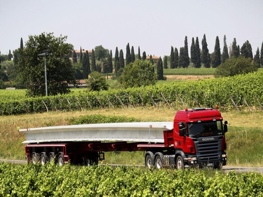  Scania R620 6x4 Highline 2005 года  (фото 1 из 2)